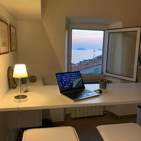 La Serra Di Angela A Lerici