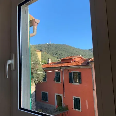 La Serra Di Angela A * Lerici